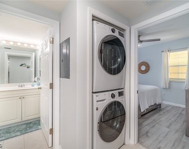 1781 Four Mile Cove Parkway - Photo Thumbnail 14