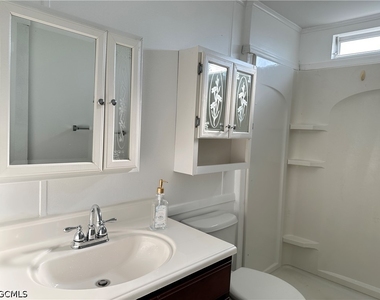 5506 Virginia Dare Lane - Photo Thumbnail 18