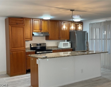 5506 Virginia Dare Lane - Photo Thumbnail 8