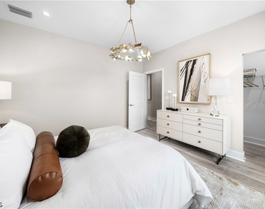 13068 Georges Cay Place - Photo Thumbnail 16
