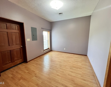 4921 Fairground Road - Photo Thumbnail 6
