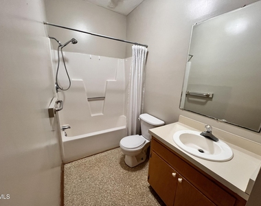 4921 Fairground Road - Photo Thumbnail 4