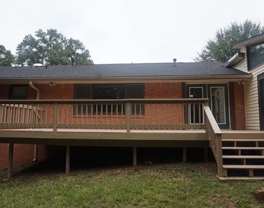 1403 Stephens Drive Ne - Photo Thumbnail 16