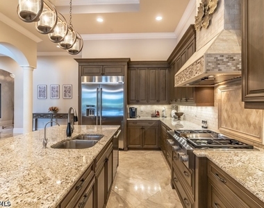 16659 Pistoia Way - Photo Thumbnail 9