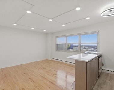 5630 N Sheridan Road - Photo Thumbnail 5