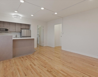 5630 N Sheridan Road - Photo Thumbnail 7