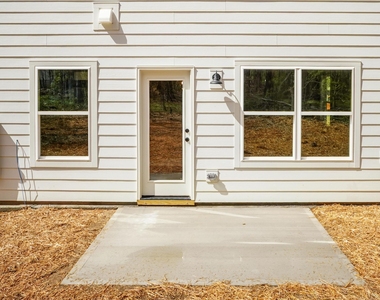 818 N Taylor Street - Photo Thumbnail 29