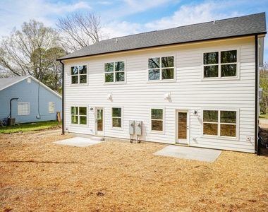 818 N Taylor Street - Photo Thumbnail 31