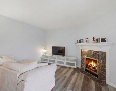 2113 Ammer Ridge Court - Photo Thumbnail 8