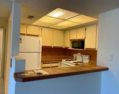 987 Sonesta Avenue Ne - Photo Thumbnail 8