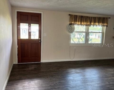 95 S Fillmore Street - Photo Thumbnail 9