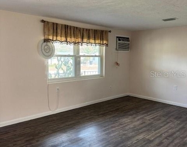 95 S Fillmore Street - Photo Thumbnail 8