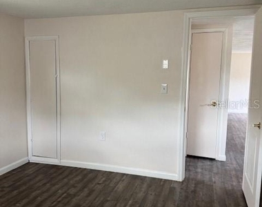 95 S Fillmore Street - Photo Thumbnail 7