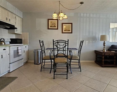 4318 Tahitian Gardens Circle - Photo Thumbnail 7