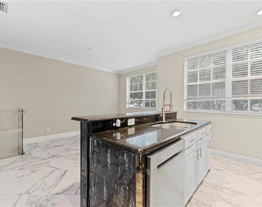 1437 Harbour Walk Road - Photo Thumbnail 10
