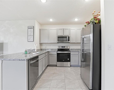 2839 Maiden Grass Isle - Photo Thumbnail 14