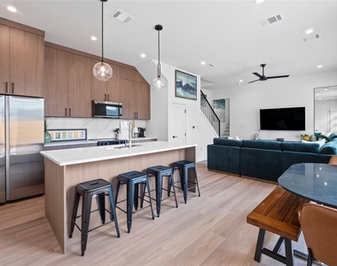 506 Krebs Ln - Photo Thumbnail 2