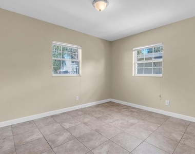 333 72nd Avenue - Photo Thumbnail 16