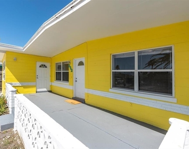 333 72nd Avenue - Photo Thumbnail 2