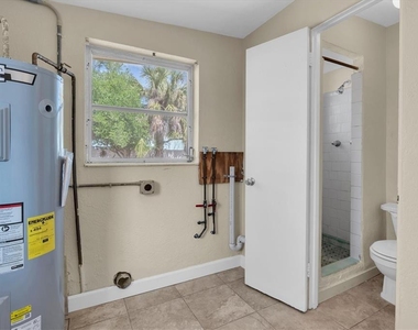 333 72nd Avenue - Photo Thumbnail 23