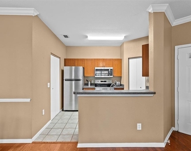 2141 Portofino Place - Photo Thumbnail 14