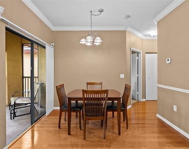 2141 Portofino Place - Photo Thumbnail 10