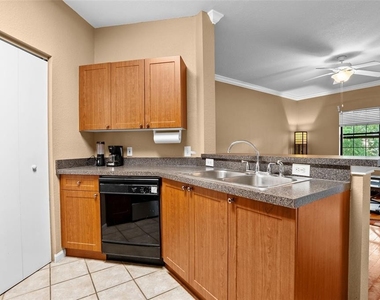 2141 Portofino Place - Photo Thumbnail 15