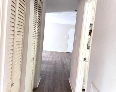 5929 Quantrell Avenue - Photo Thumbnail 8