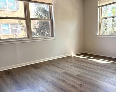 5929 Quantrell Avenue - Photo Thumbnail 16