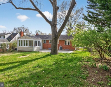 4625 Strathblane Place - Photo Thumbnail 20