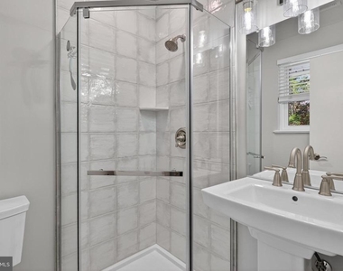 4625 Strathblane Place - Photo Thumbnail 12
