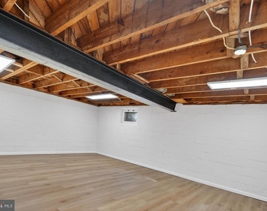 4625 Strathblane Place - Photo Thumbnail 15