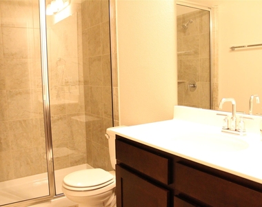1612 Airedale Rd - Photo Thumbnail 14