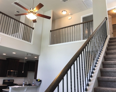 1612 Airedale Rd - Photo Thumbnail 1