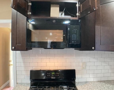 4523 Parrish Street - Photo Thumbnail 5