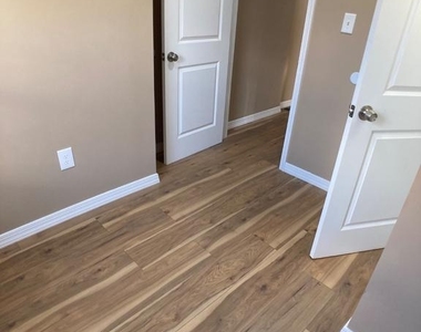 4523 Parrish Street - Photo Thumbnail 39
