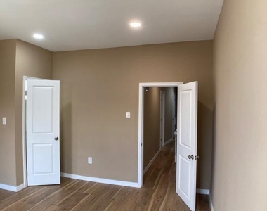 4523 Parrish Street - Photo Thumbnail 69