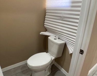 4523 Parrish Street - Photo Thumbnail 11