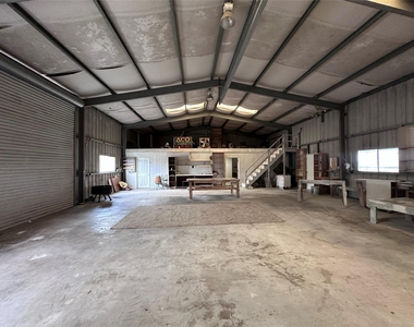 1204 County Road 408 - Photo Thumbnail 8