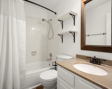 16014 Lakestone Drive - Photo Thumbnail 19
