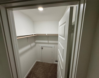 204 James River Dr - Photo Thumbnail 21