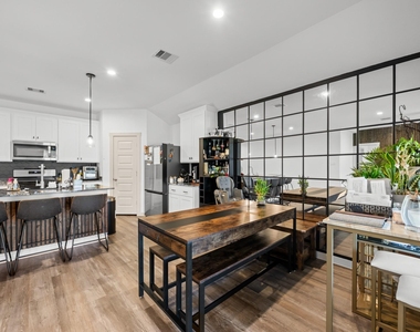 1054 Great Barracuda Lane - Photo Thumbnail 14