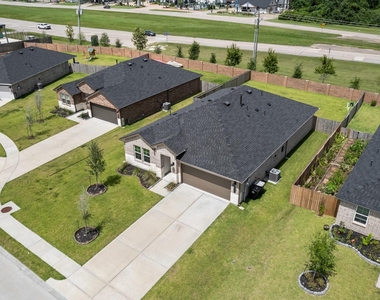 1054 Great Barracuda Lane - Photo Thumbnail 31