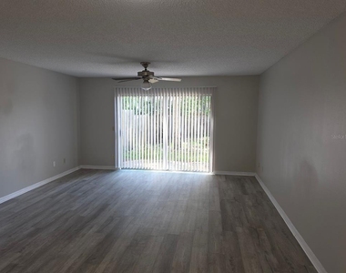 3433 Joe Murell Drive - Photo Thumbnail 6