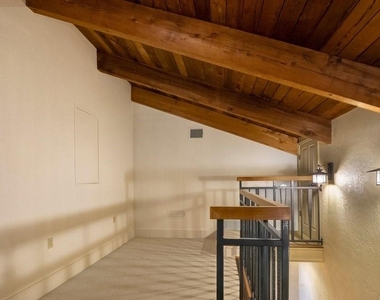 10577 Down Lakeview Circle - Photo Thumbnail 60