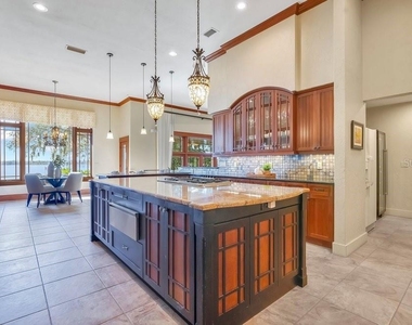 10577 Down Lakeview Circle - Photo Thumbnail 35