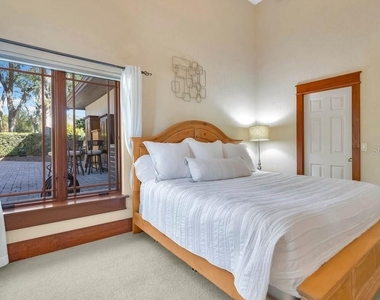 10577 Down Lakeview Circle - Photo Thumbnail 50