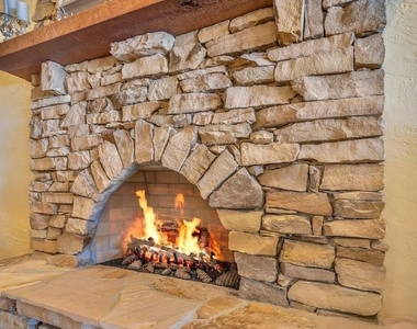10577 Down Lakeview Circle - Photo Thumbnail 13