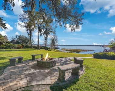 10577 Down Lakeview Circle - Photo Thumbnail 3