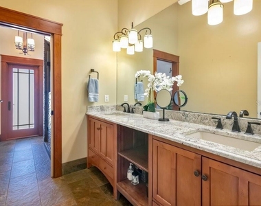 10577 Down Lakeview Circle - Photo Thumbnail 54